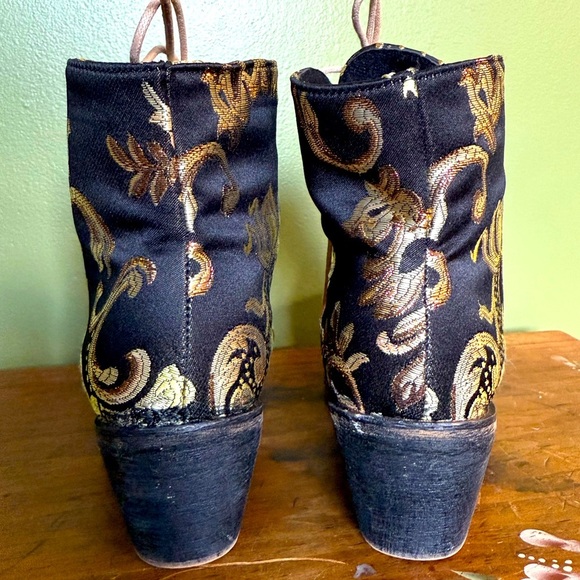 Unbranded Metallic Embroidered Retro Floral Lace Up Boho Ankle Boots Sz 40 - Picture 6 of 9